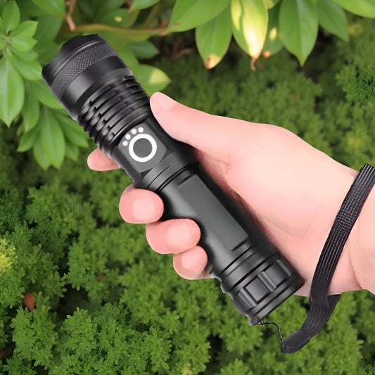 Latarka Taktyczna LED Aluminiowa Zoom Mocne Światło XHP50