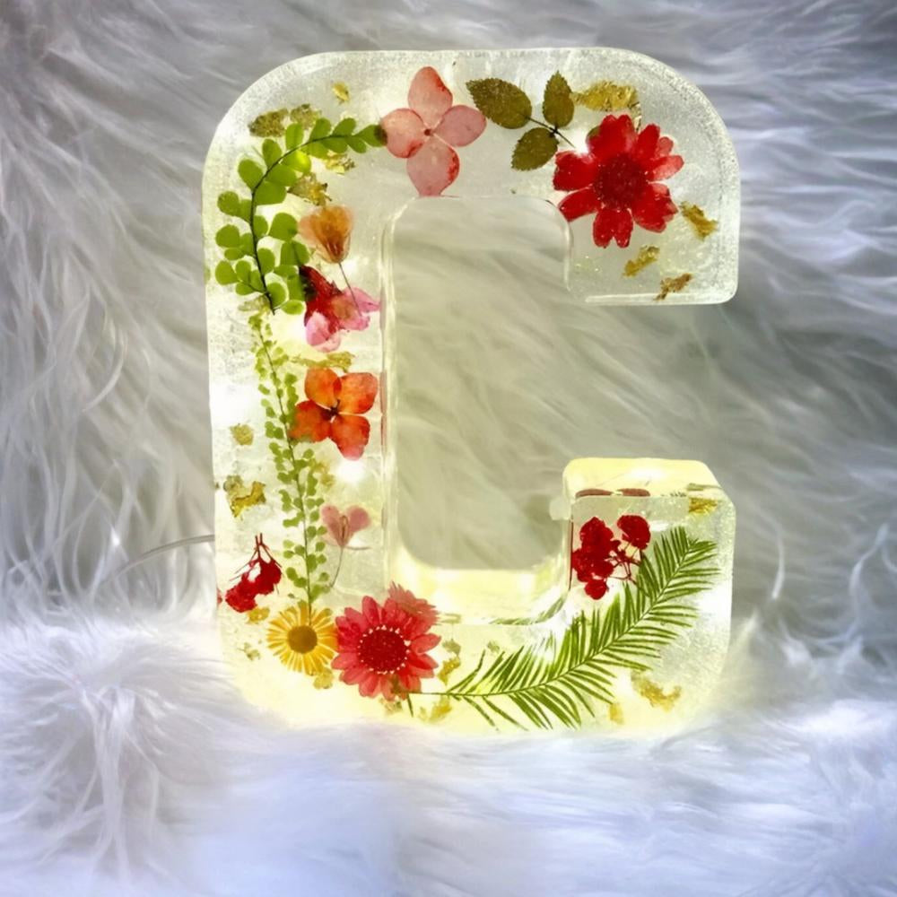 Kwiatowa Lampka LED z Żywicy Dekoracyjna Personalizowana Litera