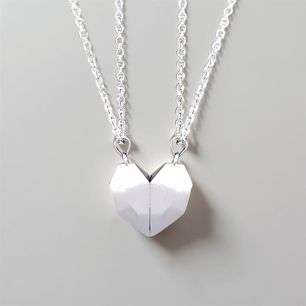 Collar Pareja Magnético Corazón Símbolo de Relación