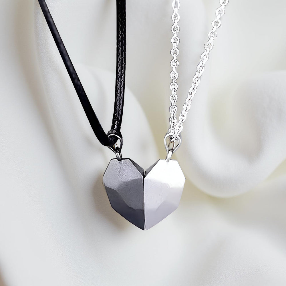 Collar Pareja Magnético Corazón Símbolo de Relación