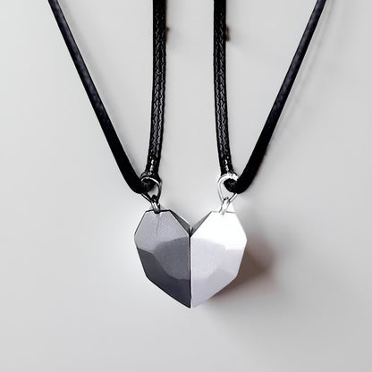 Collar Pareja Magnético Corazón Símbolo de Relación